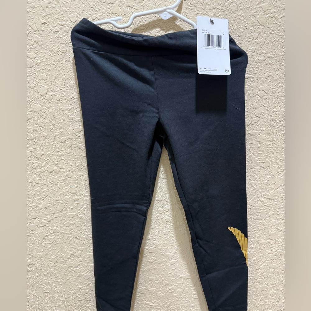 LAST CALL w/ TAG! Nike Kids Black Leggings with Gold Accent